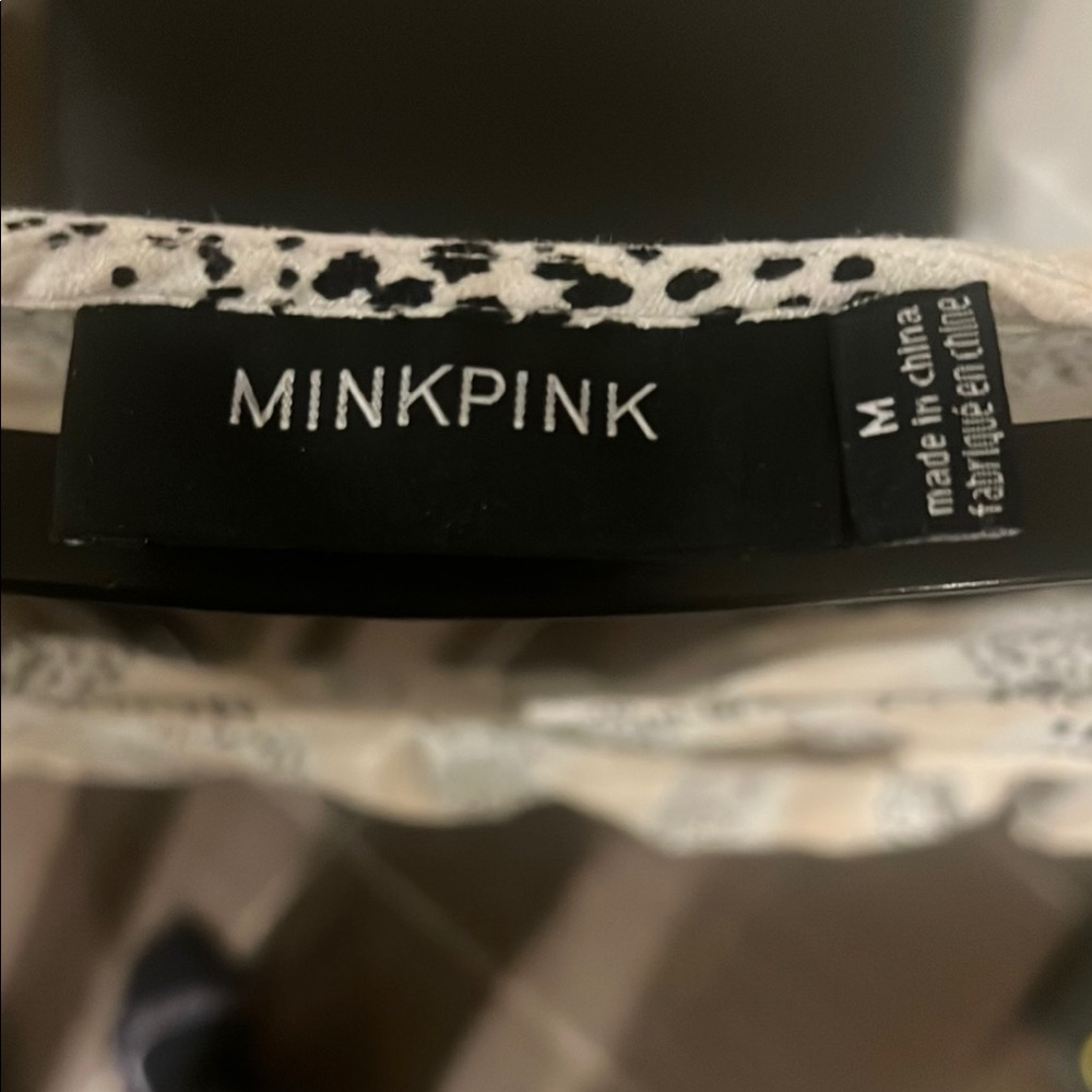 MINKPINK Cream Long Sleeve Crop Blouse - Picture 2 of 3